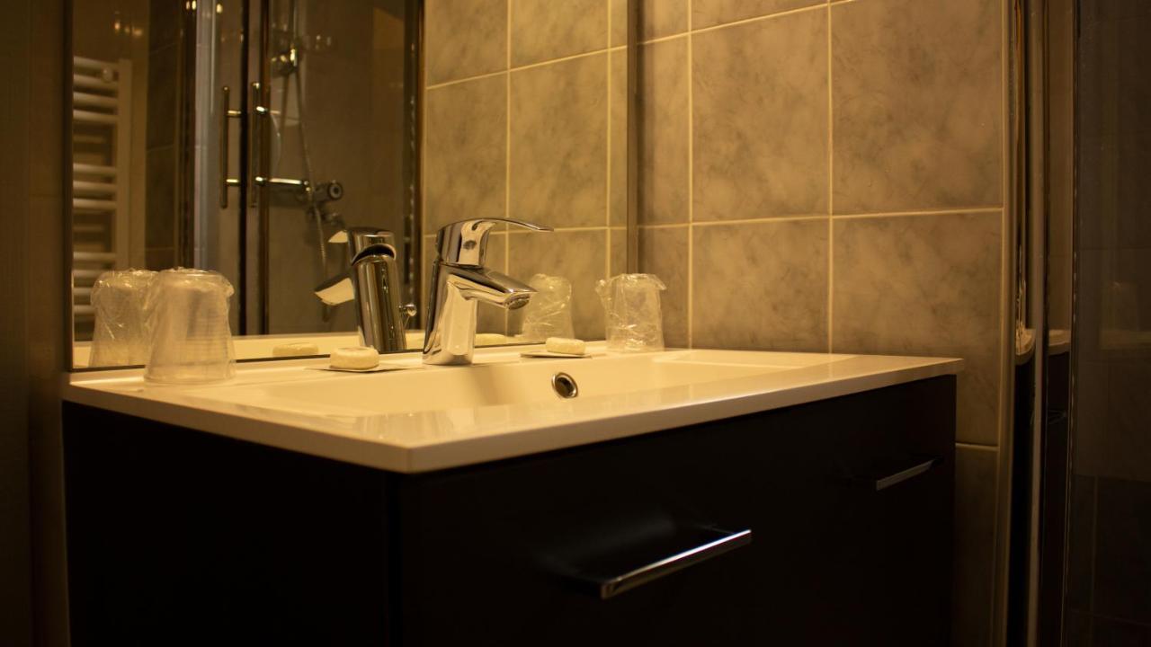 Hotel Marinet Chatillon-en-Michaille المظهر الخارجي الصورة